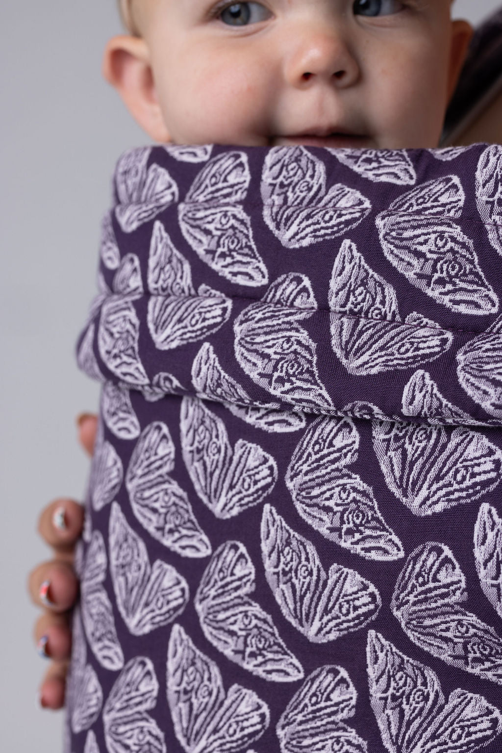 The Monarch Carrier - Violet Wings