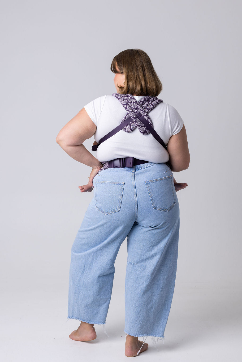 The Monarch Carrier - Violet Wings